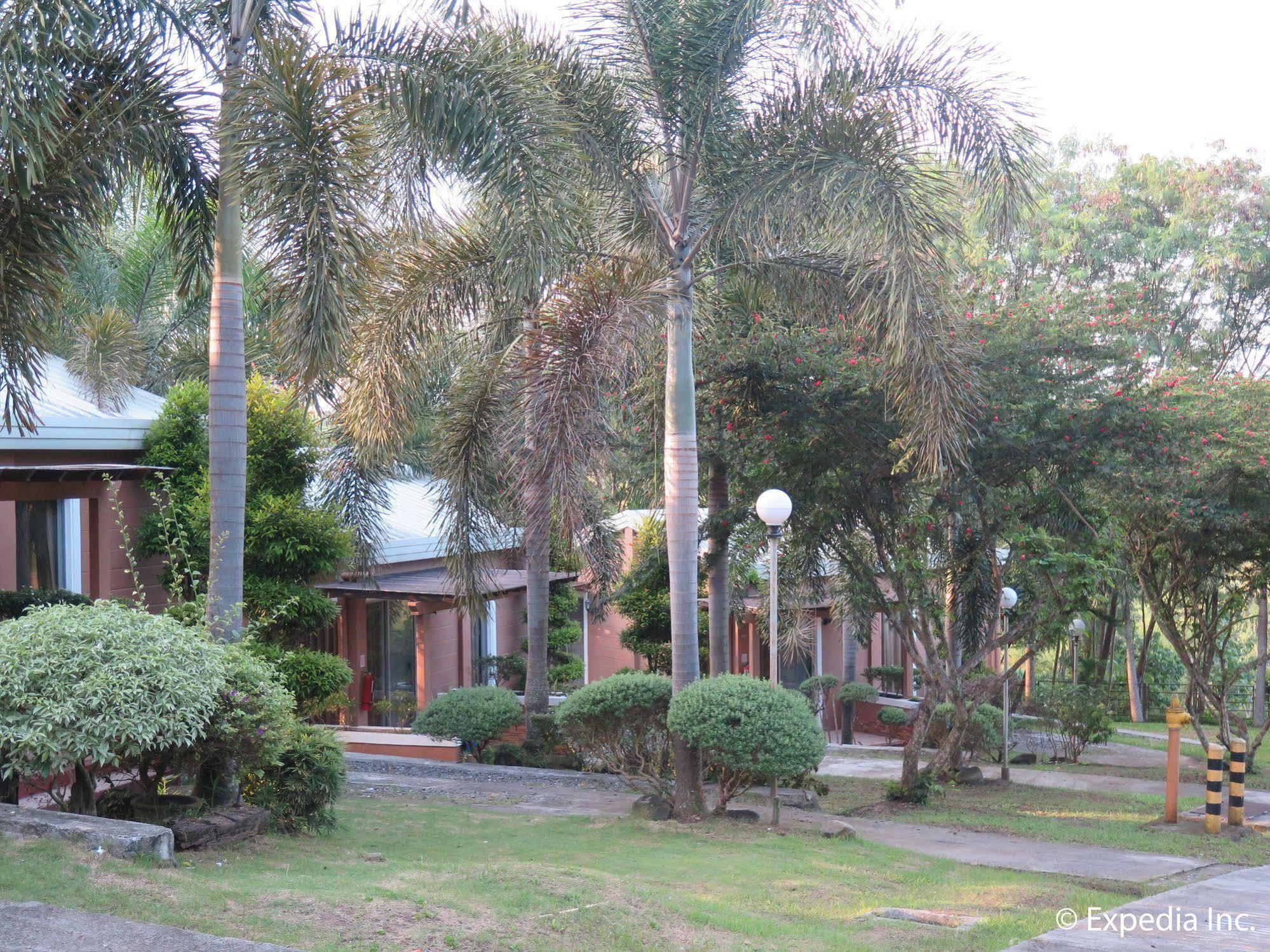 D'Leonor Inland Resort & Adventure Park Davao City Extérieur photo